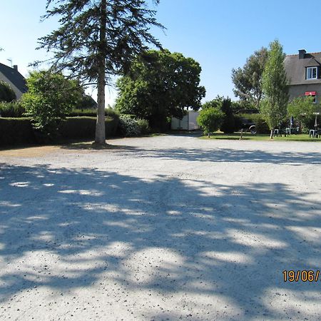 Auberge Le Guinefort Léhon Zewnętrze zdjęcie
