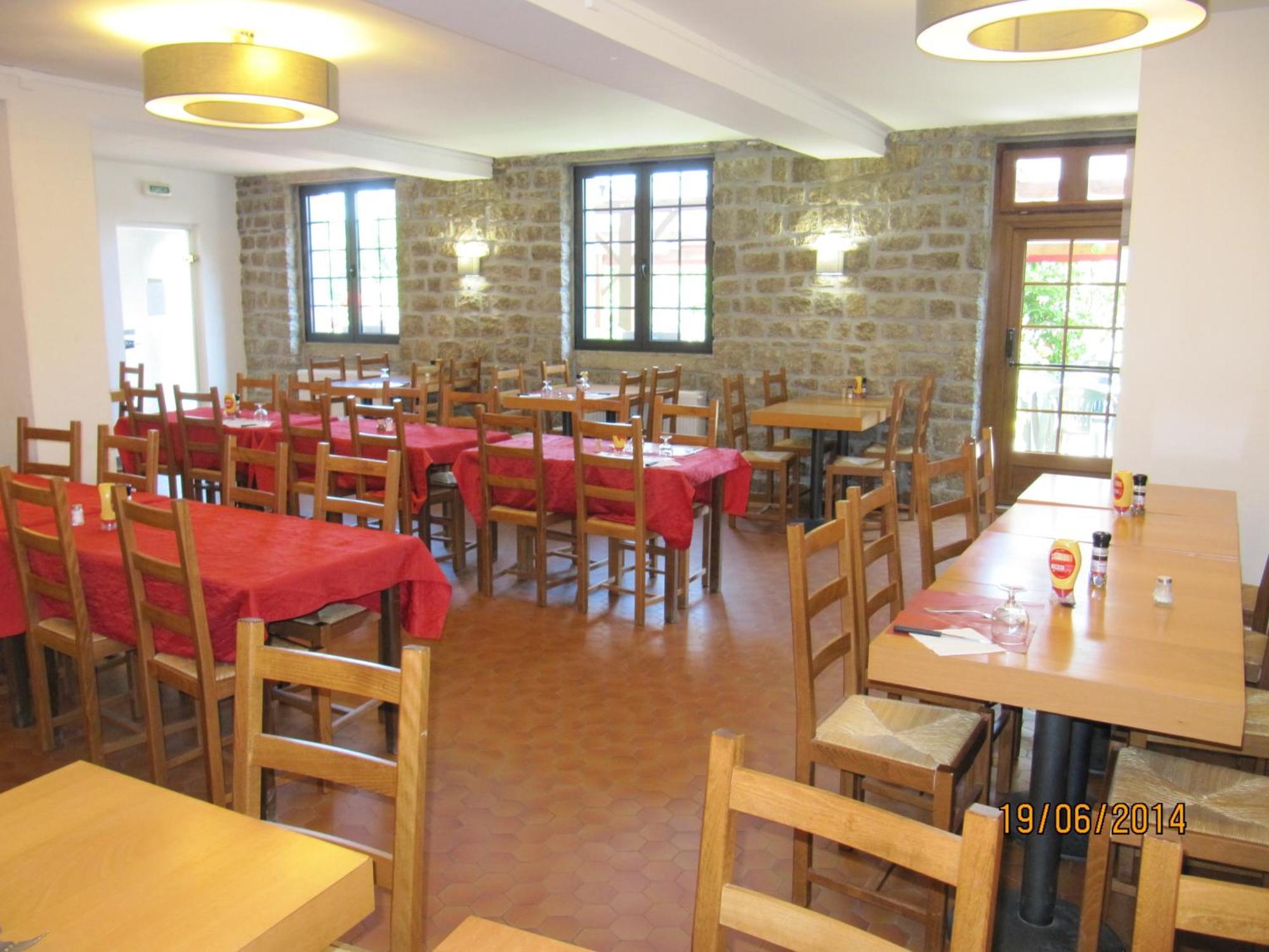 Auberge Le Guinefort Léhon Zewnętrze zdjęcie
